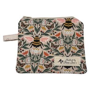 NEW Handmade Wrist Top Zip Pouch Wallet Beige, Green, Gold Bee Pattern5 1/4"x6"